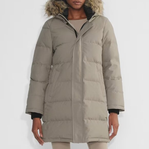 Aritzia Jackets & Blazers - Aritzia Tna The Powder Parka - Size L